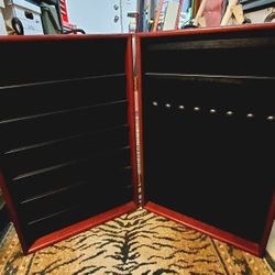 Showcases To Go Jewlery Display Case "A" Alluring 