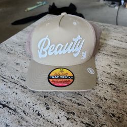 Beauty Hat - New