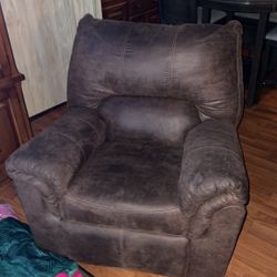 Sway reclining chair