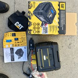 CAT POWER STATION LITHIUM 1750 A