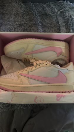 Air Jordan 1 Low White Pink Sneakers