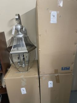 Outside Wall  / Garage Lights 