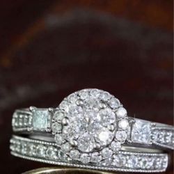 Engagement/wedding ring