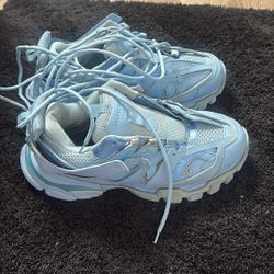 Beater Balanciagas Size 43 