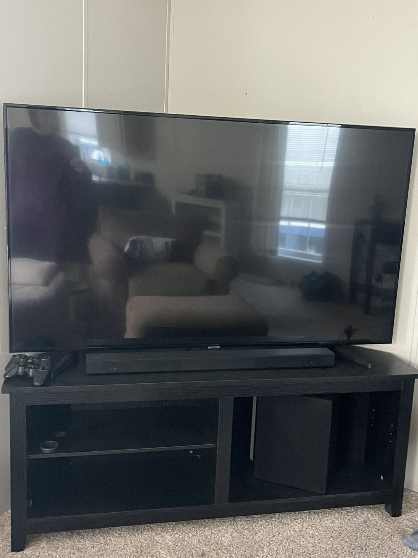 65” Samsung Smart 4k Tv And Stand