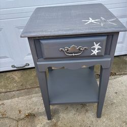 Accent Table