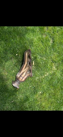 Dodge challenger 6.4 exhaust manifolds