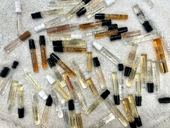 Random Set Of 3 Perfume Samples Without Card