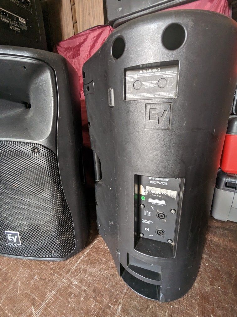 ElectroVoice ZX4 15" 2Way 400W Passive Loudspeaker for Sale in Garden