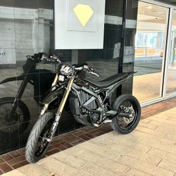 Surron Ultra bee (sumos)