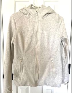 Active Life Girls Small jacket w/faux fur lining. Hood, 2 zipper pockets, thumbholes on cuffs. Cream