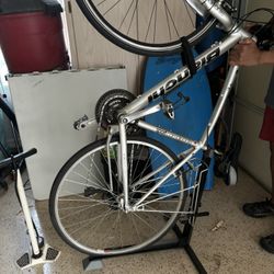 Easy And Portable Bike Rack For Storage-still In Box 