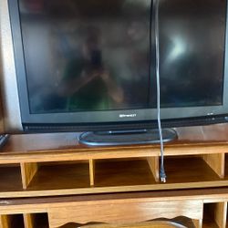 Tv, 32” Emerson Tv, Hardly Used. Not A Smart