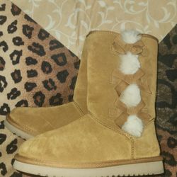 Koolaburra By Ugg Victoria Winter Boots Chestnut Size 8