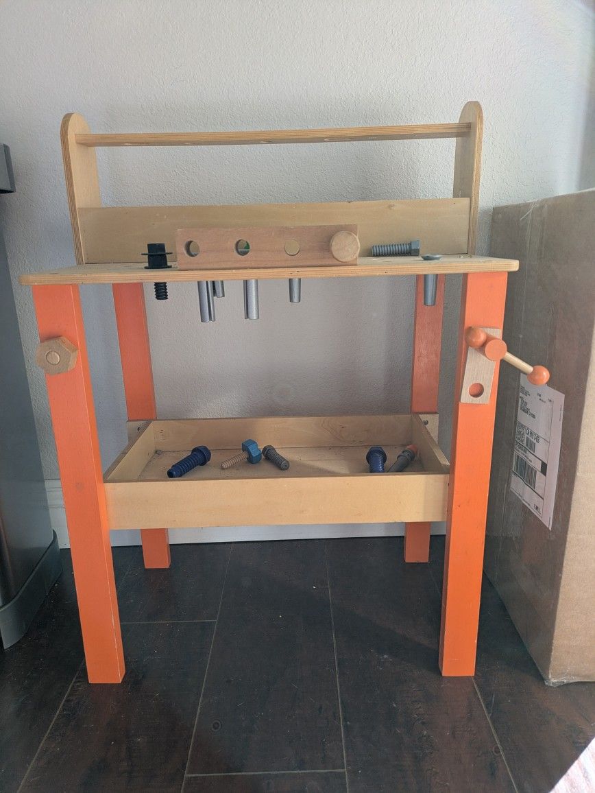 Kids Tool Bench With Tools