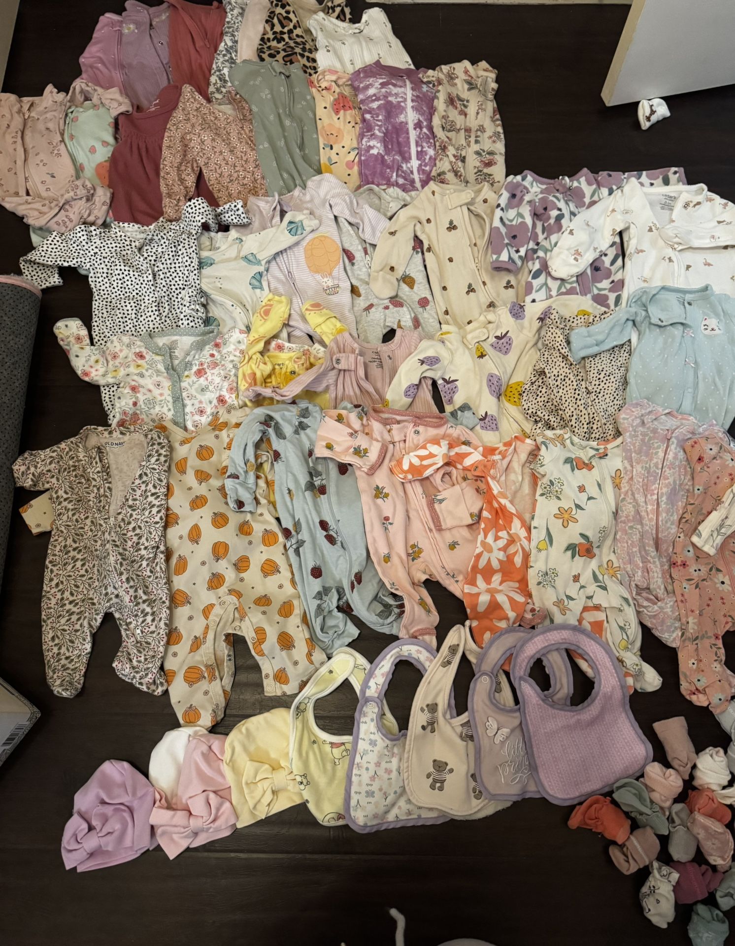 Baby Clothes NB,0-3, 3months