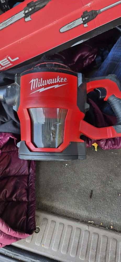 Milwaukee Vacuumm