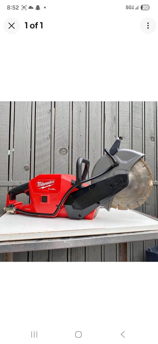 Milwaukee M18 FUEL ONE-KEY CONCRETE SAW
