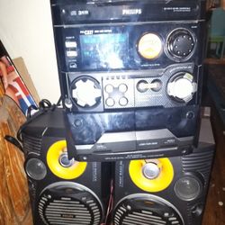 Phillips Stereo System Set