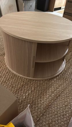 Modern Round Coffee Table with Storage – Natural Wood Finish