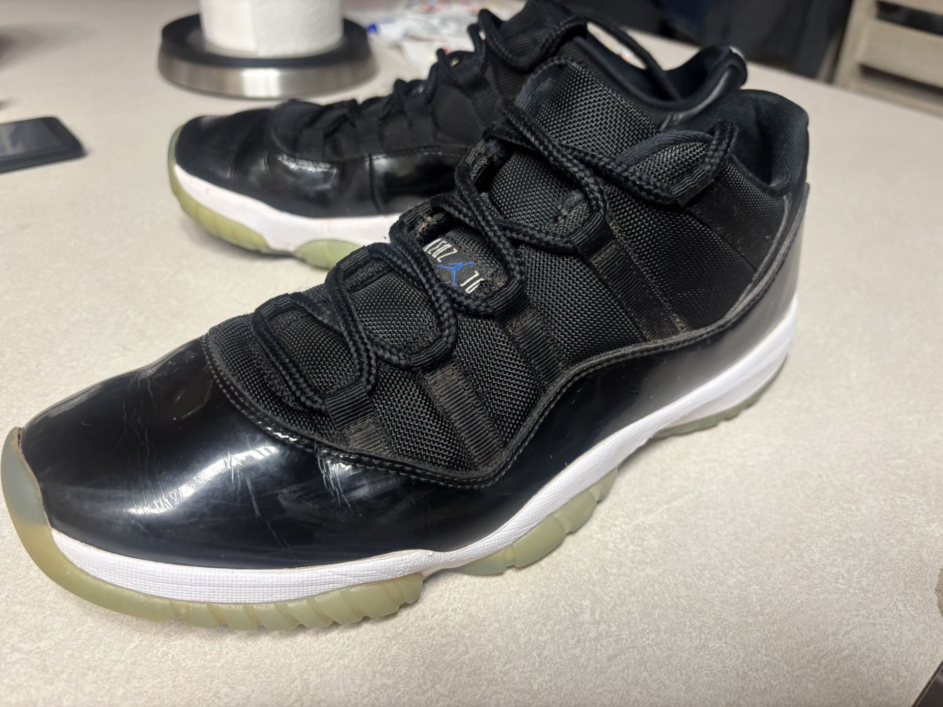 Air Jordan 11 Retro Low