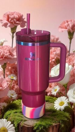 Gently Used Stanley 40oz Quencher H2.0 - Berry Truffle (Limited Edition V-Day) + Boot