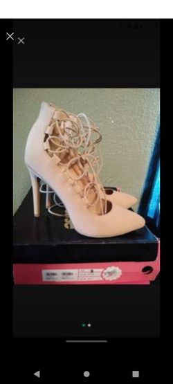 size 9 $20  Charlotte Russe New. 