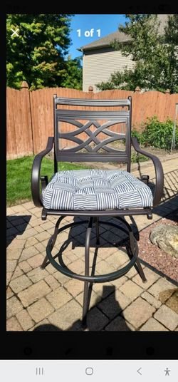 Counter Height Swivel Chairs