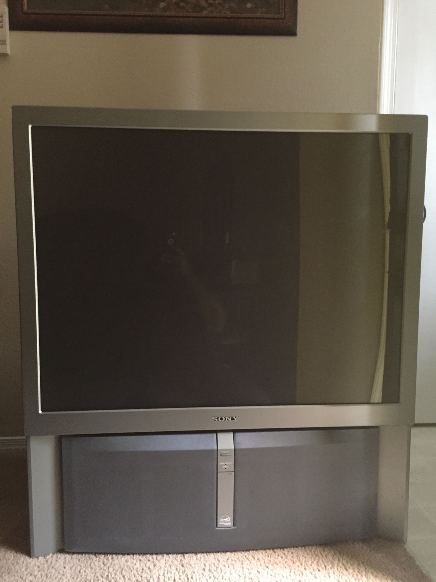 Sony KP-43HT20 ready projection tv without stand