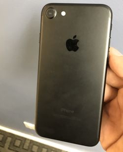 iPhone 7 128GB Factory Unlocked-Matte Black