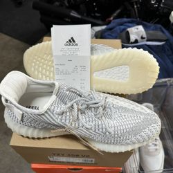 Yeezy 350 Boost V2