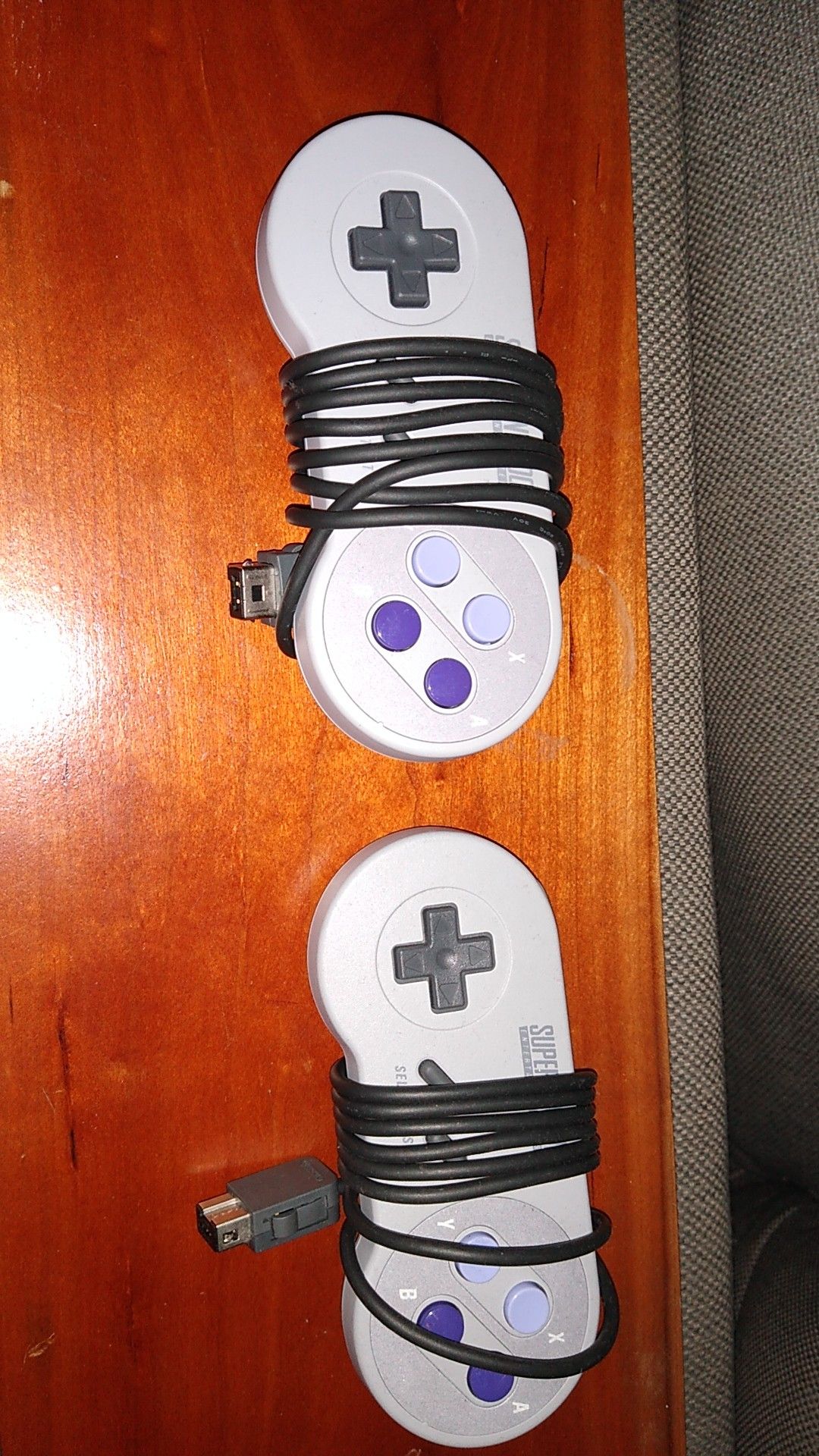 Super Nintendo controlers