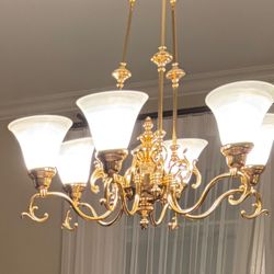 Chandelier 
