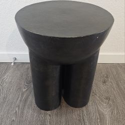 JOSS AND MAIN METAL END TABLE 