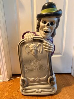 General Foam 27” Tombstone w/Skeleton Blow Mold (Halloween Blow Molds)