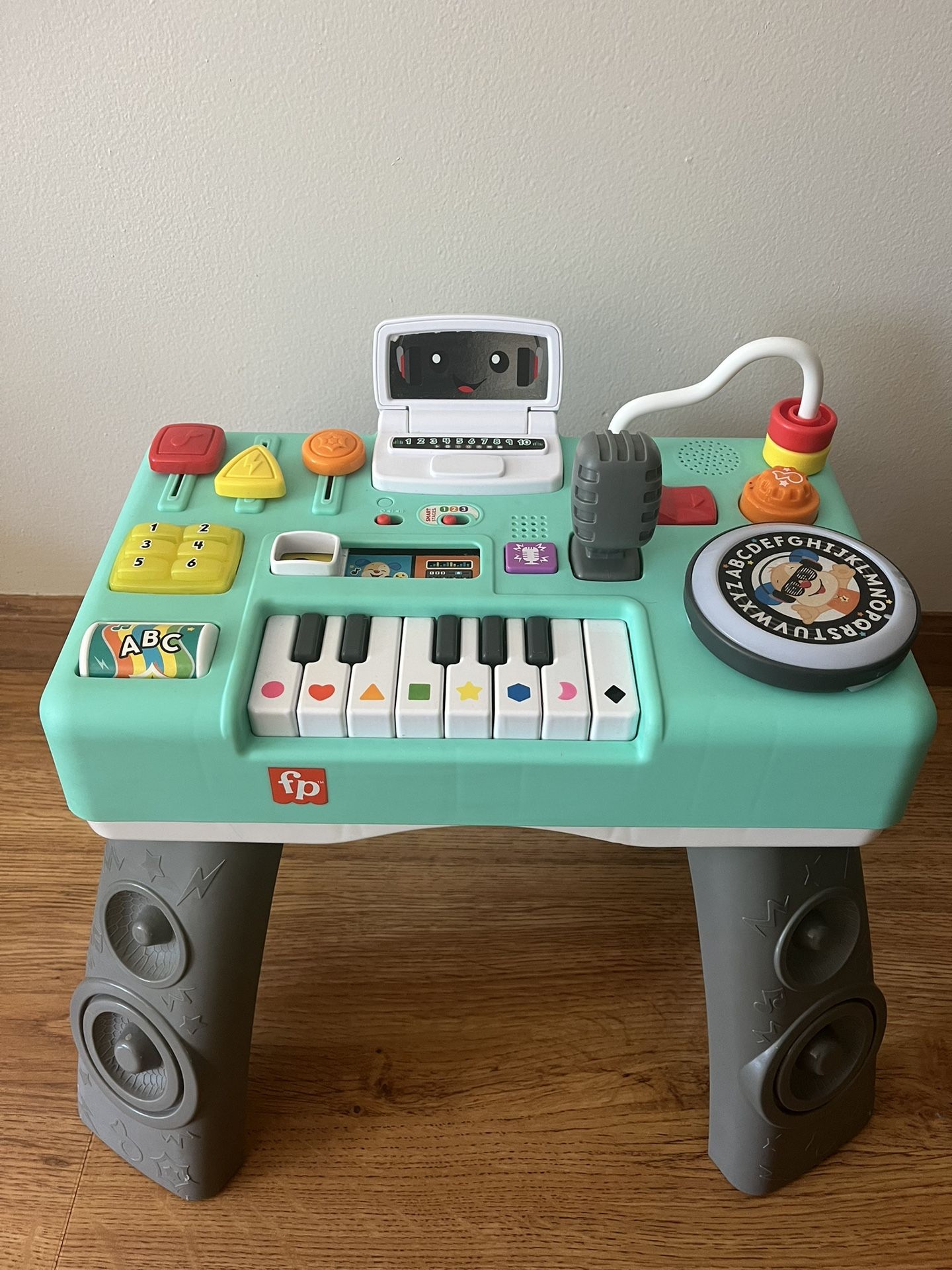 Fisher Price Laugh And Learn DJ Table