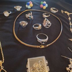 Silver Excelente Estado Aun Precio 925 Diferentes Anillos Ymas.