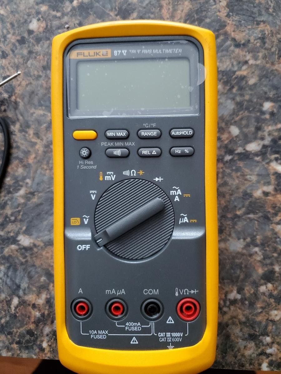 Fluke industrial True-rms Multimeter with temperature