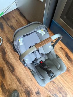 Nuna Infant Car Seat