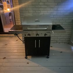 Charbroil Grill