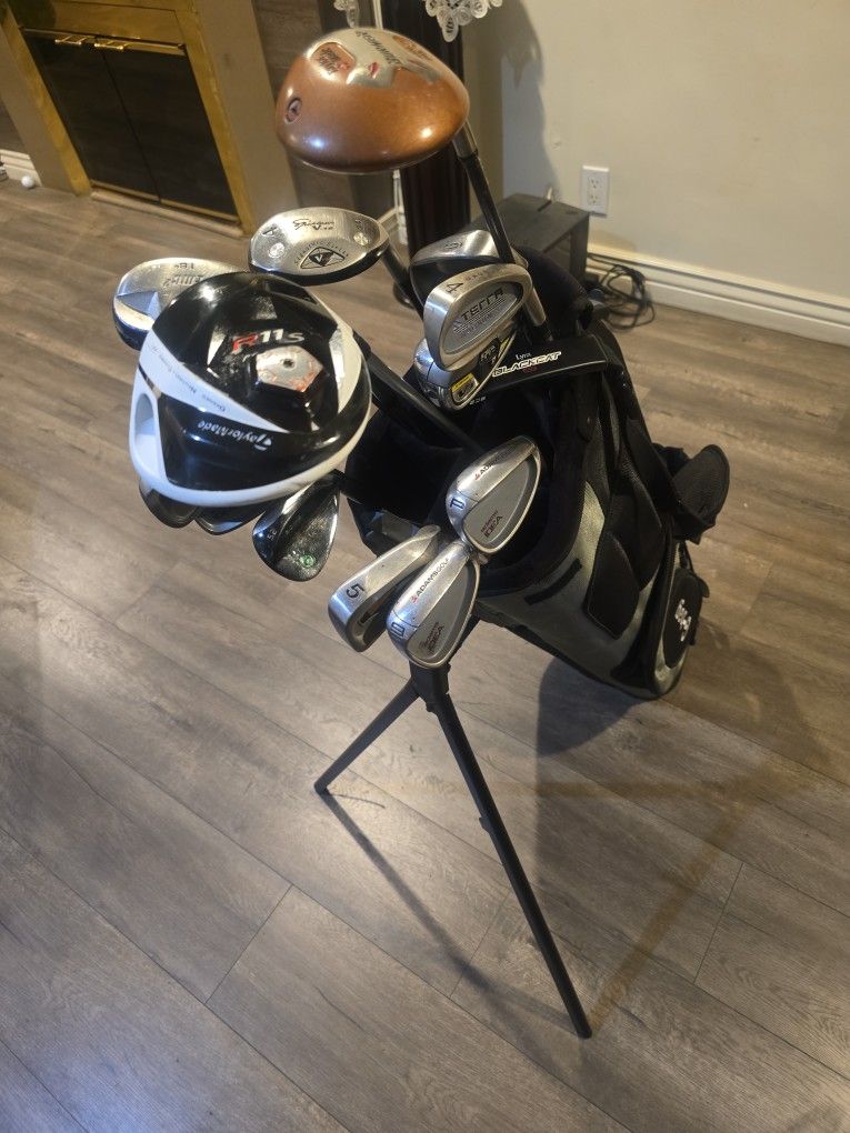 GOLF CLUBS WITH STANDBAG (15 CLUBS SET)COMPLETE SET