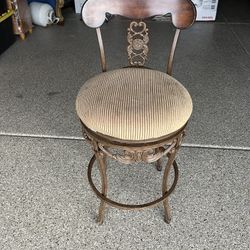 Decorative wrought Iron Bar  Stools (24 Inch) (6 Each)