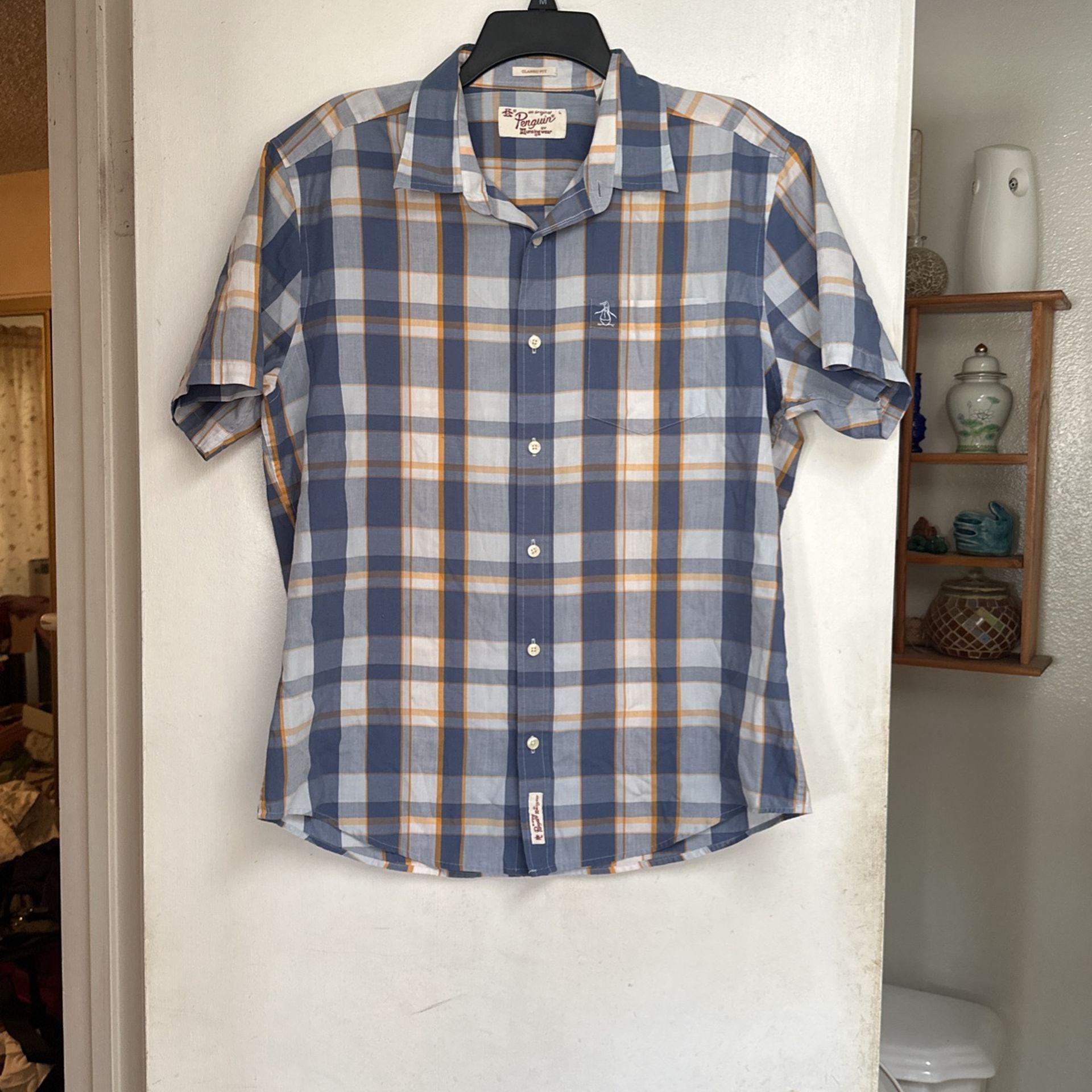 Men’s plaid shirt size large