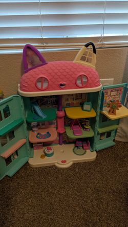 Gabby's Dollhouse