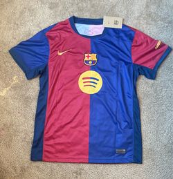 Lamine Yamal jersey