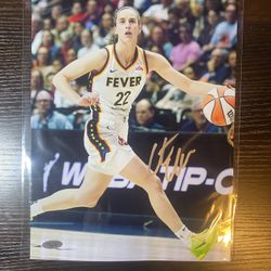 Caitlin Clark Autographed 8 X 10 With Coa
