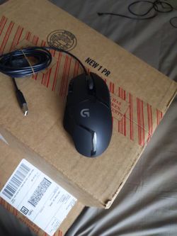 Logitech G402 Hyperion Fury FPS Gaming Mouse with High Speed Fusion Engine  
