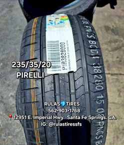 Pirelli P Zero 235/35R20 Tire