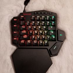 LIGHT UP HAND KEYBOARD