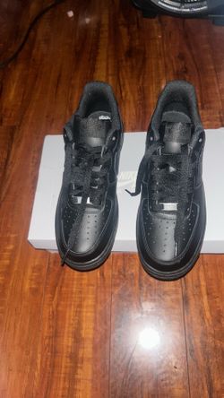 Men’s black Air Force
